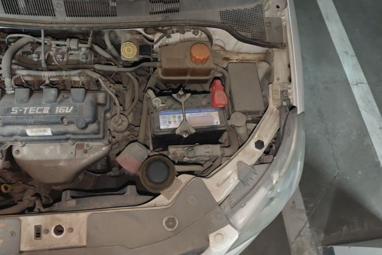Used Chevrolet Sail 2013 Sedan 1.4L Manual - Youyi Happiness Edition Engine Bay Left