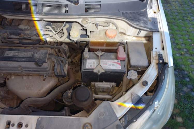 Used Chevrolet Sail 2013 Sedan 1.2L Manual Fashionable Happiness Edition Engine Bay Left