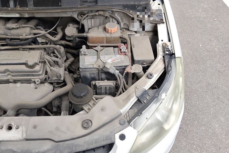 Used Chevrolet Sail 2013 Sedan 1.2L Manual Fashion Edition Engine Bay Left