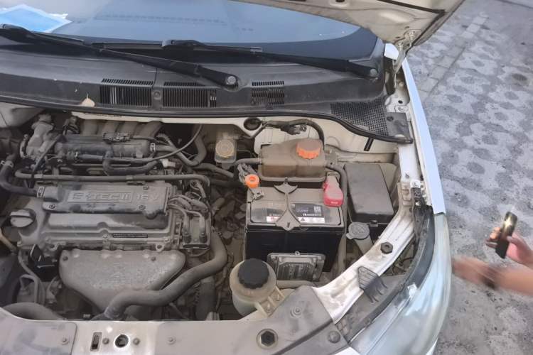 Used Chevrolet Sail 2013 Sedan 1.2L Manual Fashionable Happiness Edition Engine Bay Left