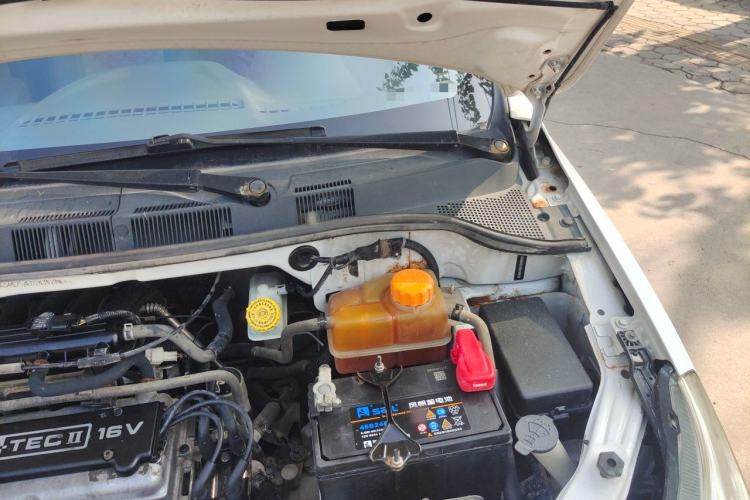 Used Chevrolet Sail 2013 Sedan 1.2L Manual Warm Edition Engine Bay Left