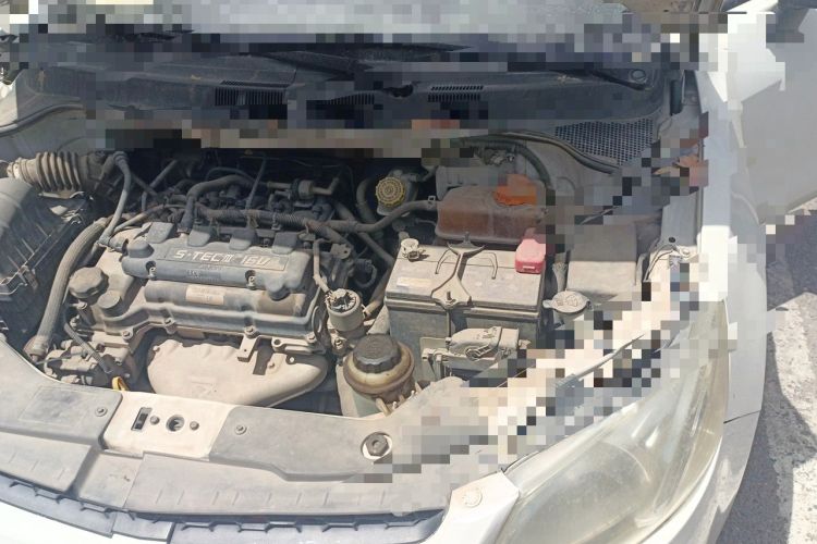 Used Chevrolet Sail 2013 Sedan 1.4L Manual - Youyi Happiness Edition Engine Bay Left