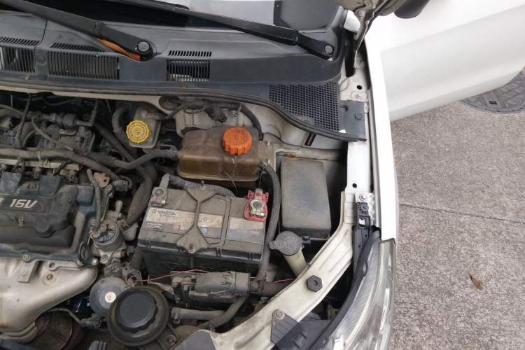Used Chevrolet Sail 2013 Sedan 1.4L AMT Enjoy Edition Engine Bay Left