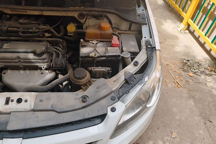 Used Chevrolet Sail 2013 Sedan 1.2L Manual Fashionable Happiness Edition Engine Bay Left