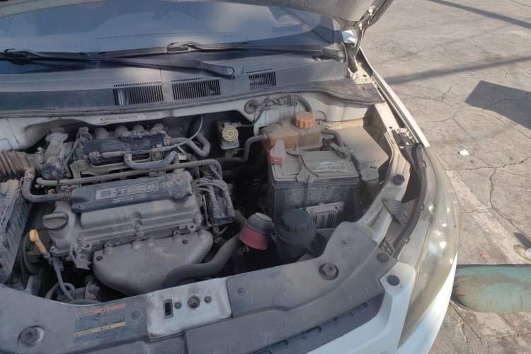 Used Chevrolet Sail 2013 Sedan 1.2L Manual Fashionable Happiness Edition Engine Bay Left