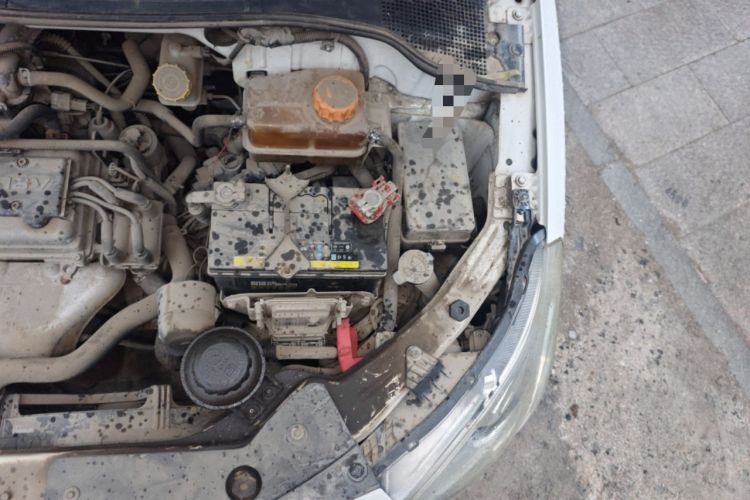 Used Chevrolet Sail 2013 Sedan 1.2L AMT Ideal Edition Engine Bay Left