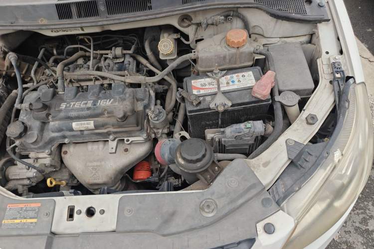 Used Chevrolet Sail 2013 Sedan 1.4L AMT Enjoy Edition Engine Bay Left