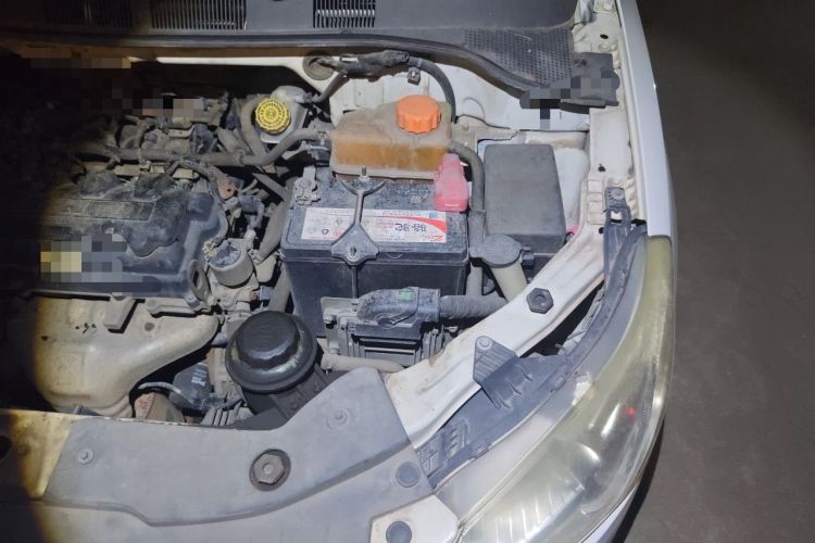 Used Chevrolet Sail 2013 Sedan 1.4L Manual Ideal Happiness Edition Engine Bay Left