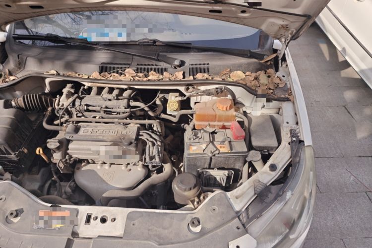 Used Chevrolet Sail 2013 Sedan 1.2L Manual Fashionable Happiness Edition Engine Bay Left