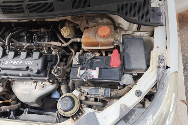 Used Chevrolet Sail 2013 Sedan 1.4L AMT Enjoy Edition Engine Bay Left