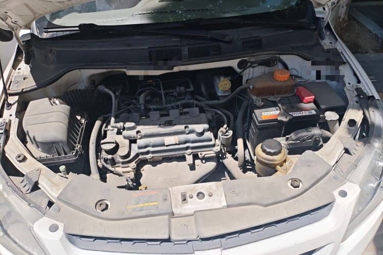 Used Chevrolet Sail 2013 Sedan 1.4L AMT Enjoy Edition Engine Bay