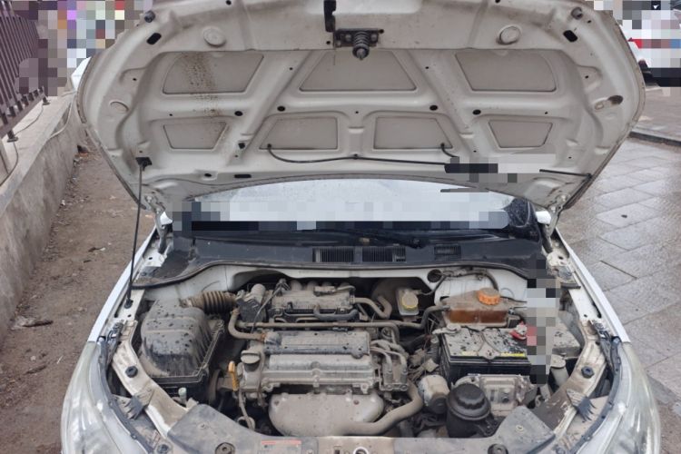 Used Chevrolet Sail 2013 Sedan 1.2L AMT Ideal Edition Engine Bay