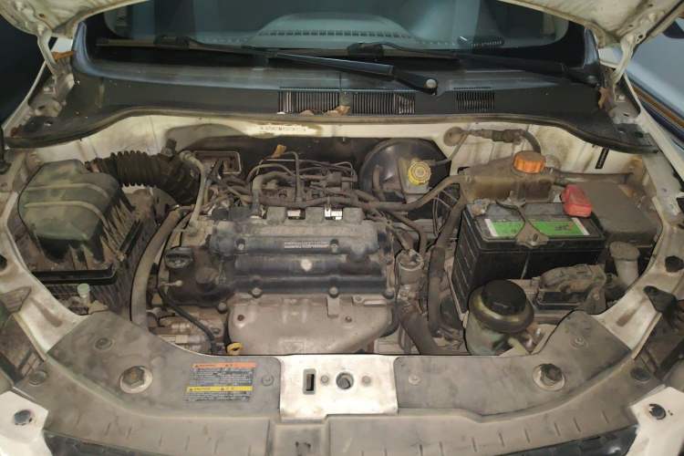Used Chevrolet Sail 2013 Sedan 1.4L AMT Enjoy Edition Engine Bay