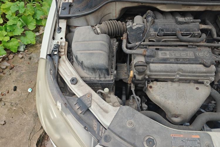 Used Chevrolet Sail 2013 Sedan 1.2L AMT Ideal Edition Engine Bay Right