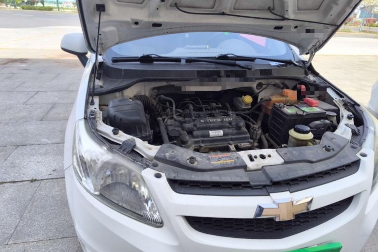 Used Chevrolet Sail 2013 Hatchback 1.4L Manual Enjoyment Edition Engine Bay Right