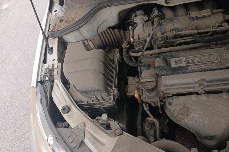 Used Chevrolet Sail 2013 Sedan 1.2L Manual Warm Edition Engine Bay Right
