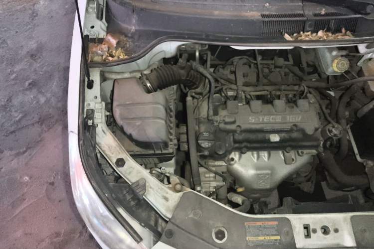Used Chevrolet Sail 2013 Sedan 1.4L AMT Enjoy Edition Engine Bay Right