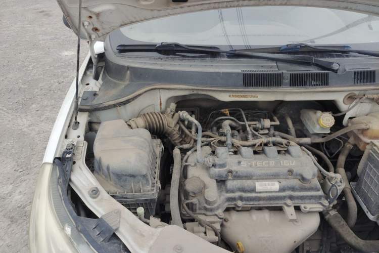 Used Chevrolet Sail 2013 Sedan 1.4L Manual Ideal Happiness Edition Engine Bay Right