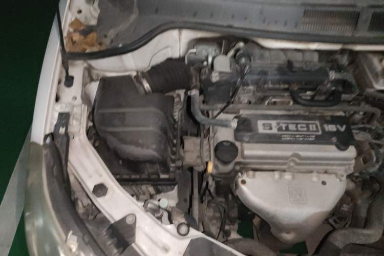 Used Chevrolet Sail 2013 Hatchback 1.2L AMT Ideal Edition Engine Bay Right