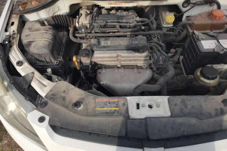 Used Chevrolet Sail 2013 Sedan 1.2L Manual Fashionable Happiness Edition Engine Bay Right