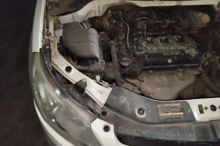 Used Chevrolet Sail 2013 Sedan 1.4L AMT Enjoy Edition Engine Bay Right