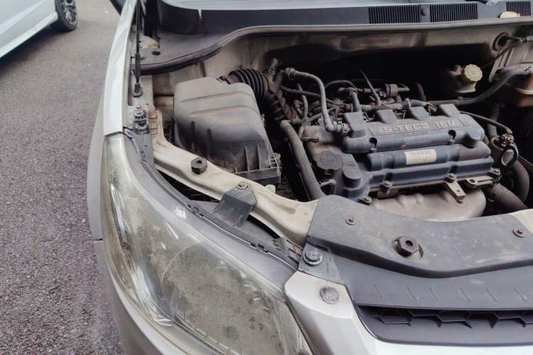 Used Chevrolet Sail 2013 Hatchback 1.4L Manual Enjoyment Edition Engine Bay Right