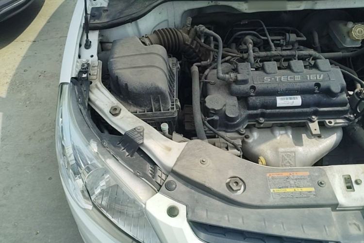 Used Chevrolet Sail 2013 Sedan 1.4L Manual - Youyi Happiness Edition Engine Bay Right