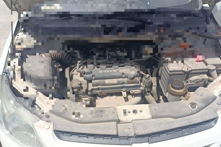 Used Chevrolet Sail 2013 Sedan 1.4L Manual - Youyi Happiness Edition Engine Bay Right