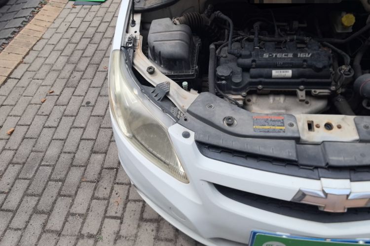Used Chevrolet Sail 2013 Sedan 1.4L Manual Ideal Happiness Edition Engine Bay Right