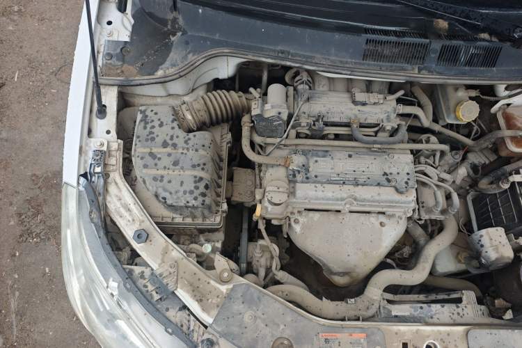 Used Chevrolet Sail 2013 Sedan 1.2L AMT Ideal Edition Engine Bay Right