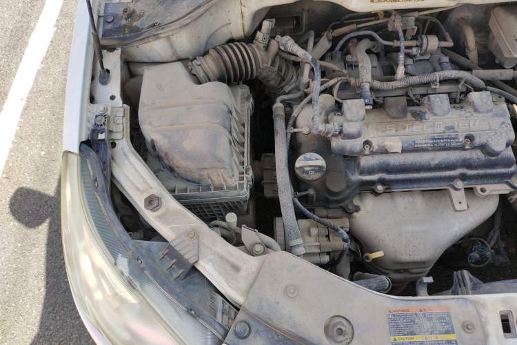 Used Chevrolet Sail 2013 Sedan 1.4L Manual - Youyi Happiness Edition Engine Bay Right