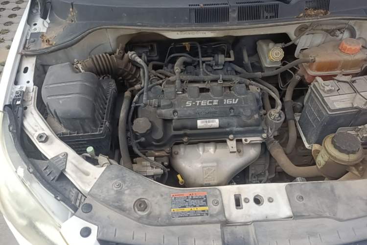 Used Chevrolet Sail 2013 Sedan 1.4L Manual Ideal Happiness Edition Engine Bay Right