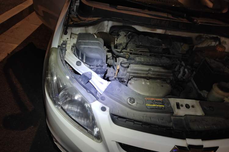 Used Chevrolet Sail 2013 Sedan 1.2L Manual Fashionable Happiness Edition Engine Bay Right