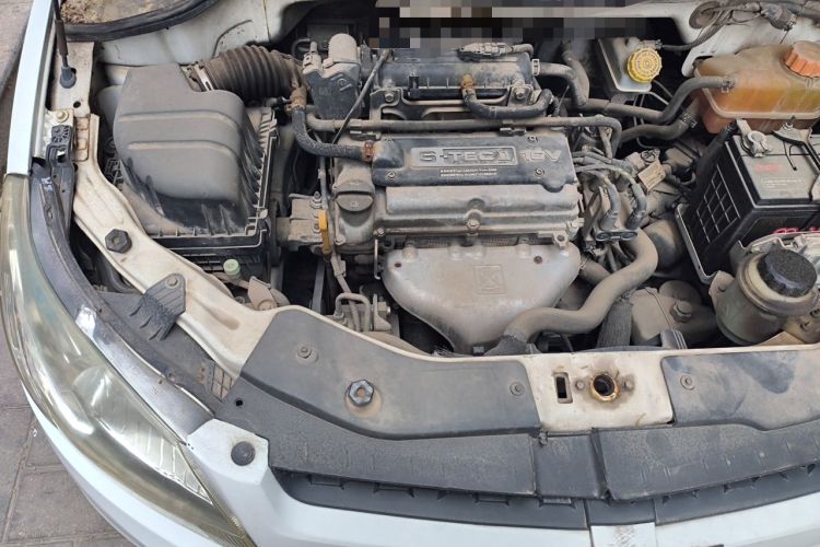 Used Chevrolet Sail 2013 Hatchback 1.2L AMT Ideal Edition Engine Bay Right