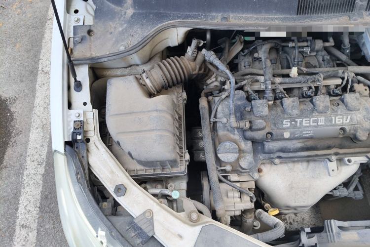 Used Chevrolet Sail 2013 Sedan 1.4L Manual Elegance Edition Engine Bay Right