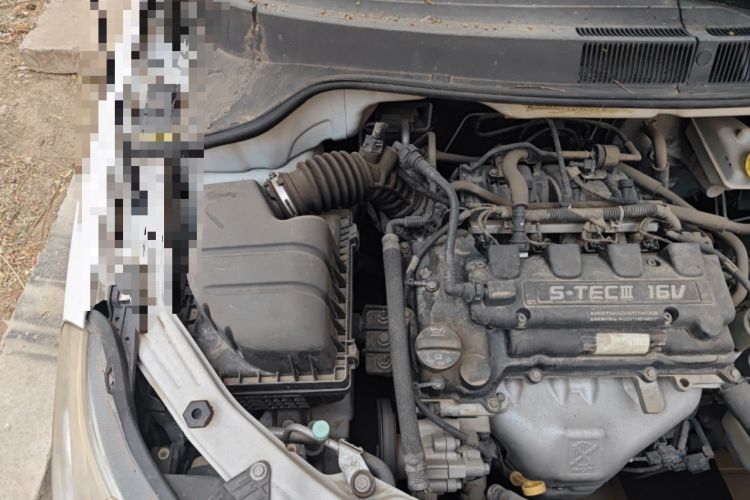 Used Chevrolet Sail 2013 Sedan 1.4L AMT Enjoy Edition Engine Bay Right