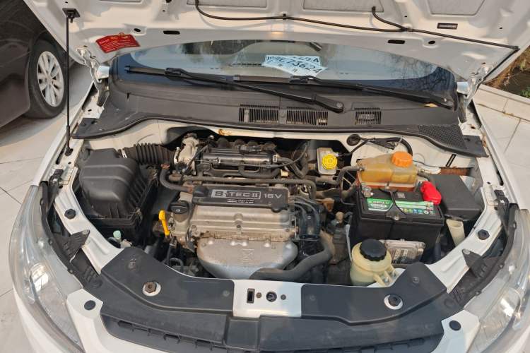 Used Chevrolet Sail 2013 Sedan 1.2L Manual Fashion Edition Engine Bay