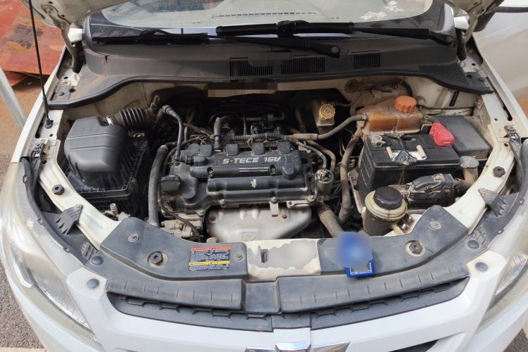 Used Chevrolet Sail 2013 Sedan 1.4L AMT Enjoy Edition Engine Bay