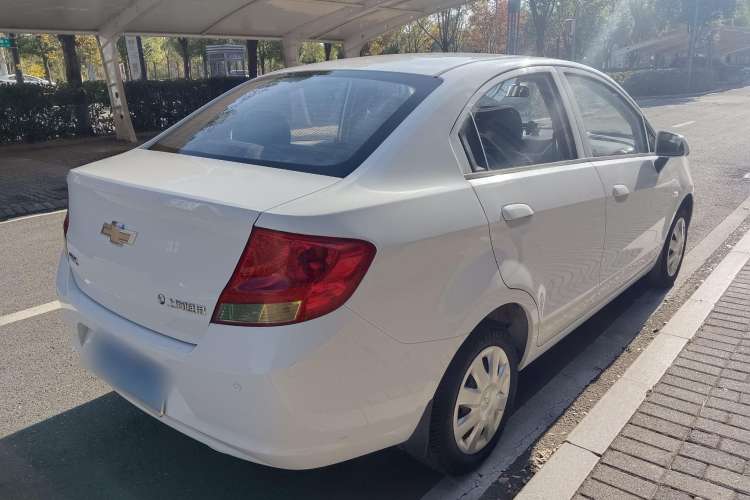 Used Chevrolet Sail 2013 Sedan 1.4L Manual - Youyi Happiness Edition Exterior 6