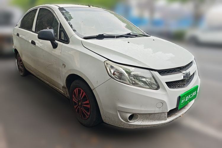 Used Chevrolet Sail 2013 Sedan 1.2L Manual Warm Edition Front Right 45 Deg