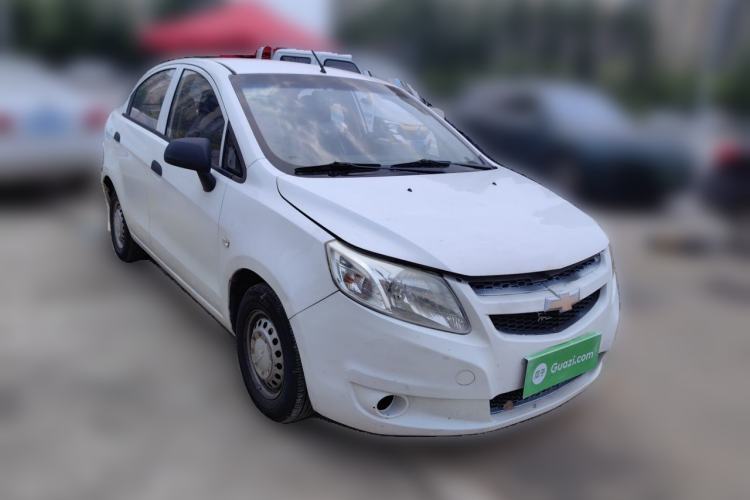 Used Chevrolet Sail 2013 Sedan 1.2L Manual Fashionable Happiness Edition Front Right 45 Deg
