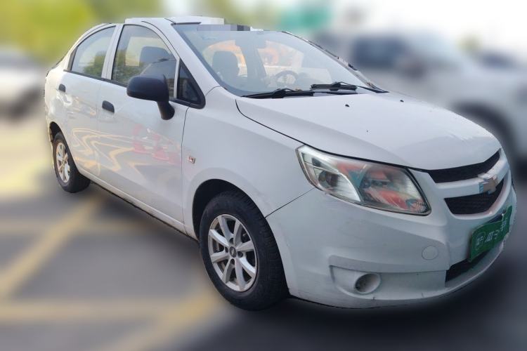 Used Chevrolet Sail 2013 Sedan 1.2L Manual Fashionable Happiness Edition Front Right 45 Deg