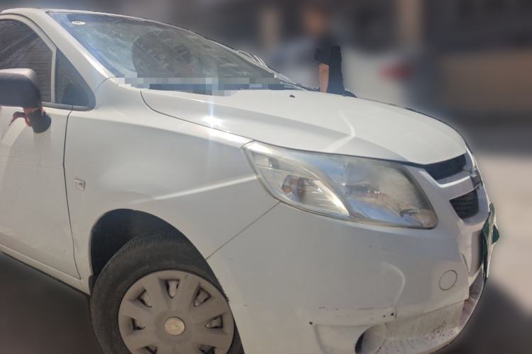 Used Chevrolet Sail 2013 Sedan 1.2L Manual Warm Edition Front Right 45 Deg