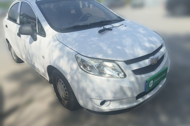 Used Chevrolet Sail 2013 Sedan 1.2L Manual Fashion Edition Front Right 45 Deg