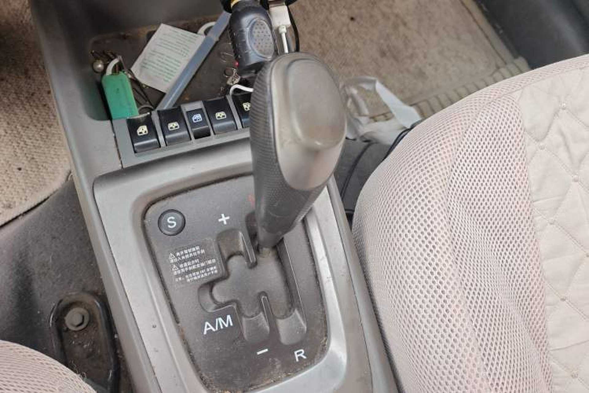 Used Chevrolet Sail 2013 Sedan 1.2L AMT Ideal Edition Gear Lever