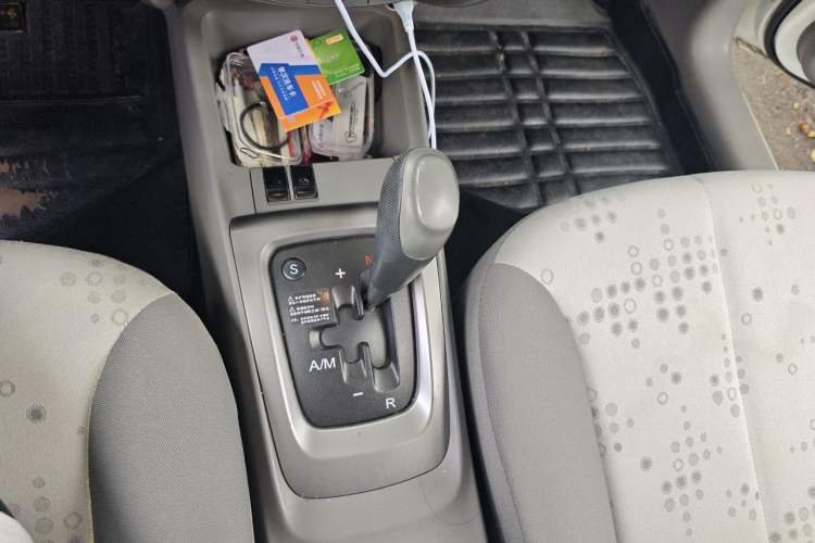 Used Chevrolet Sail 2013 Sedan 1.2L AMT Ideal Edition Gear Lever
