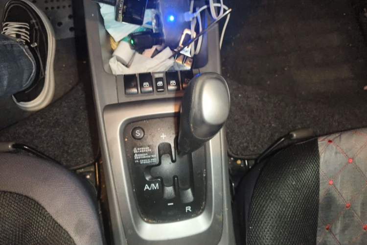 Used Chevrolet Sail 2013 Sedan 1.4L AMT Enjoy Edition Gear Lever