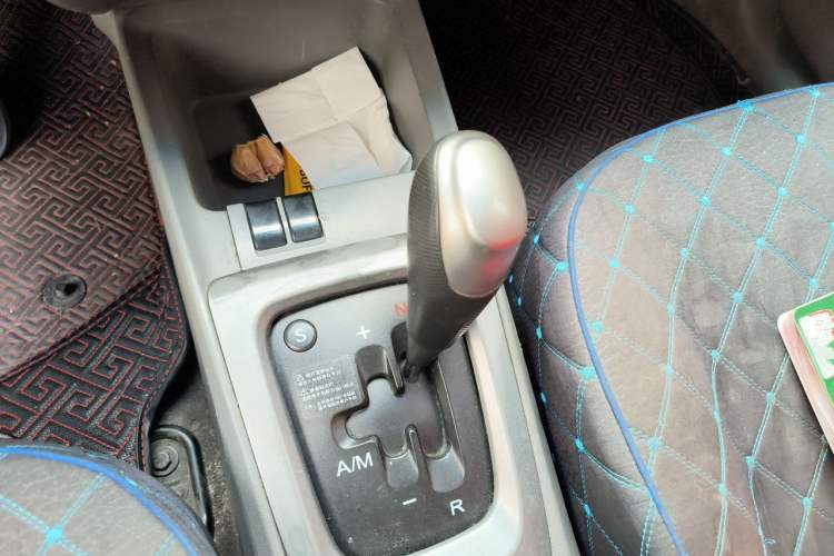 Used Chevrolet Sail 2013 Sedan 1.2L AMT Ideal Edition Gear Lever