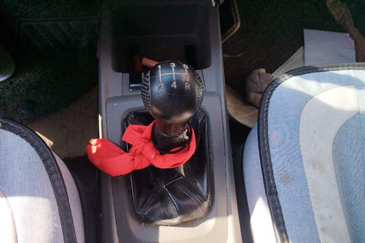 Used Chevrolet Sail 2013 Sedan 1.4L Manual Happiness Edition II Gear Lever