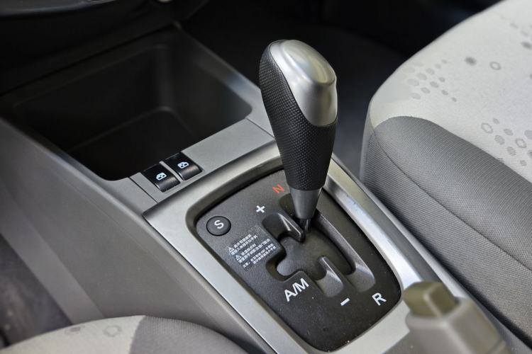 Used Chevrolet Sail 2013 Sedan 1.2L AMT Ideal Edition Gear Lever